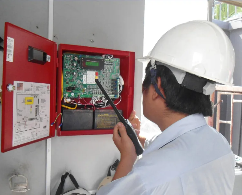 Một số hệ thống gặp tình trạng bị vô hiệu hóa khi hỏa hoạn xảy ra, hoặc bị hư ở một số thiết bị nhỏ như hệ thống chỉ dẫn thoát hiểm
