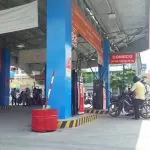 Tại sao người ta thường đặt thùng cát lớn tại trụ bơm xăng?