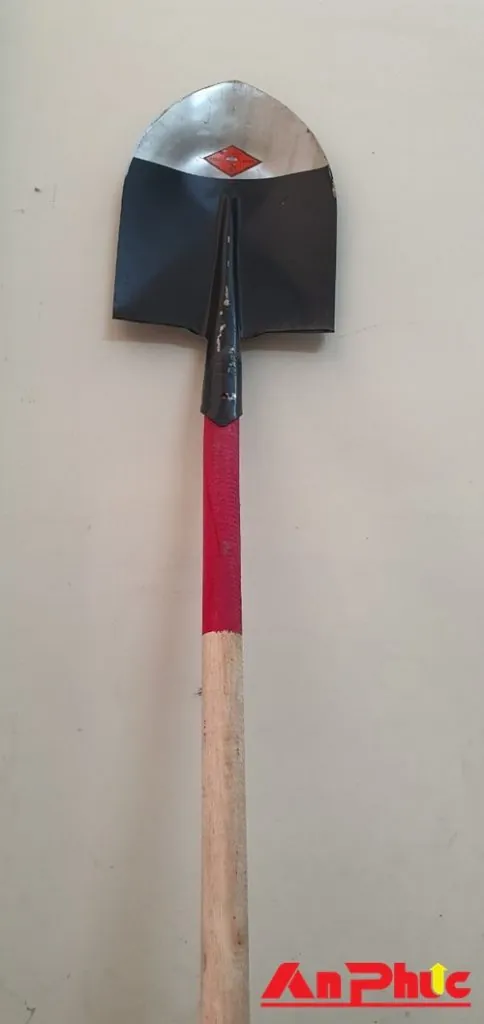 Xẻng xúc cát PCCC