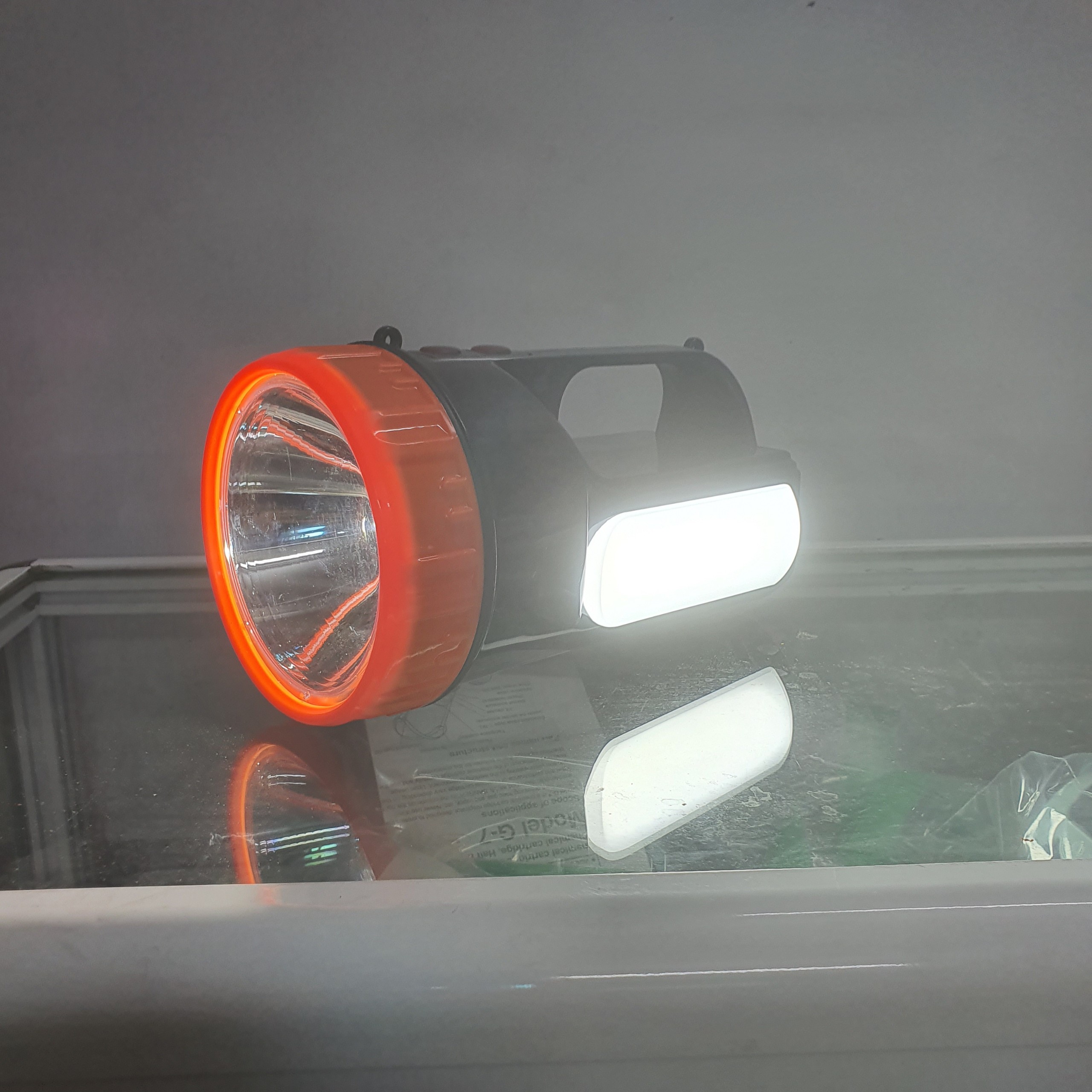 Đèn pin sạc KT 202