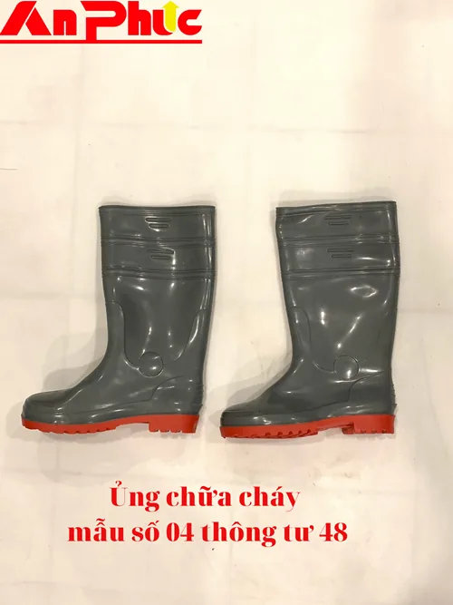 Ủng chữa cháy mẫu số 04