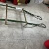 Thang dây thoát hiểm có chân chống tường