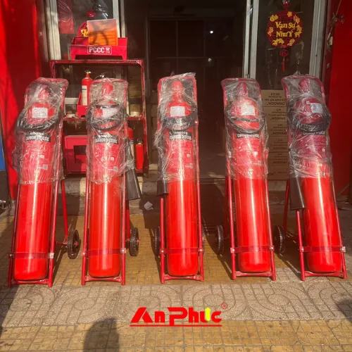 bình chữa cháy có bánh xe